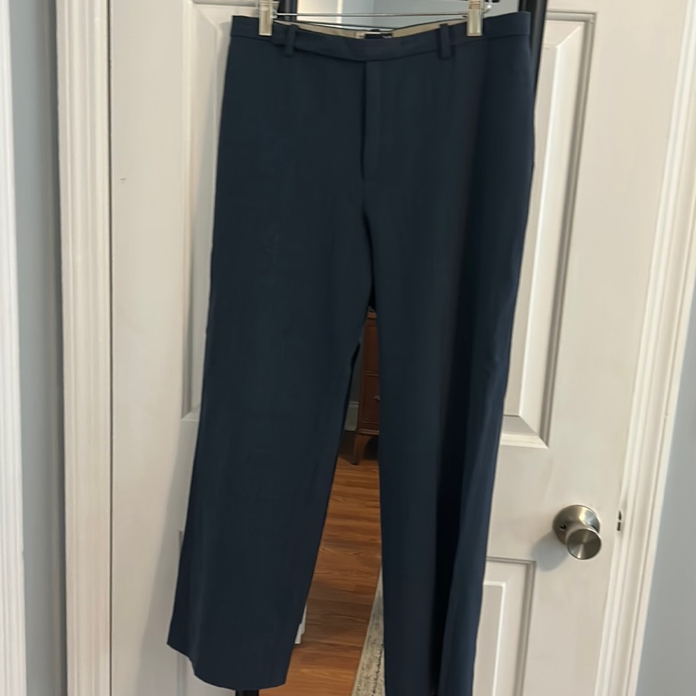 Gap cropped stretch navy dress pant. Size 10.